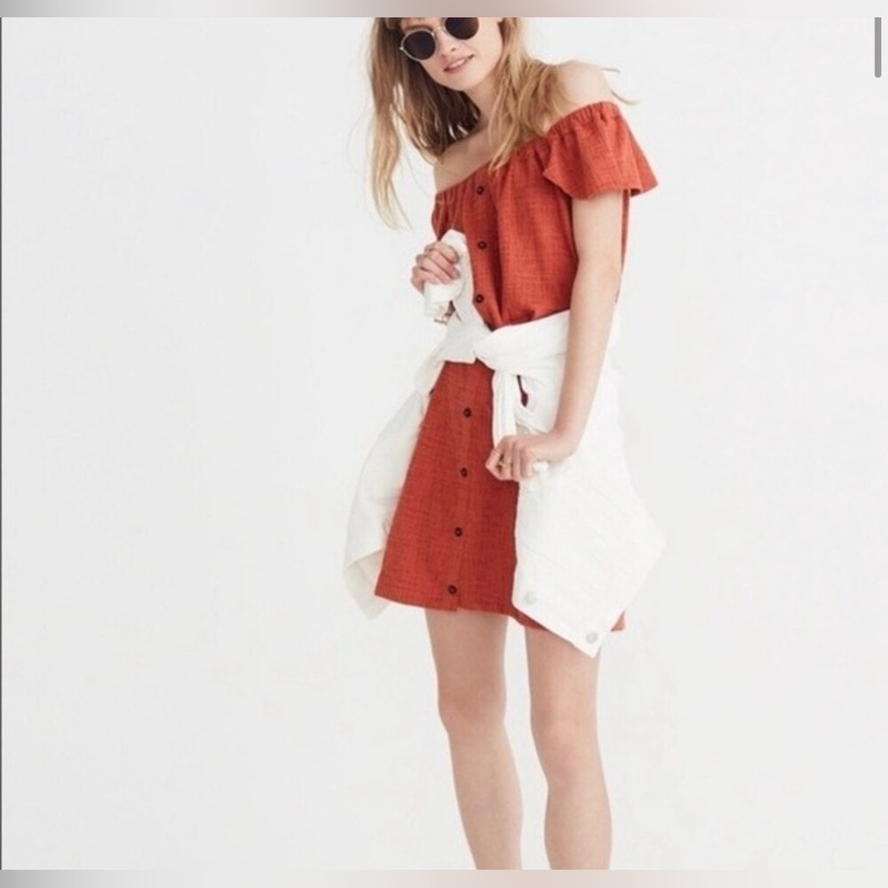 Madewell. Texture & Thread, Off-Shoulder, Rust Button Front Mini Dress. Small - Picture 2 of 11